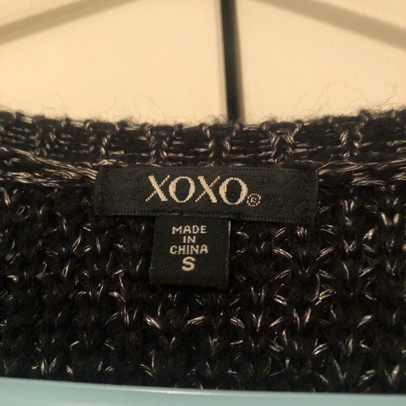 🆕 Cute Sweater - Picture 2 of 3